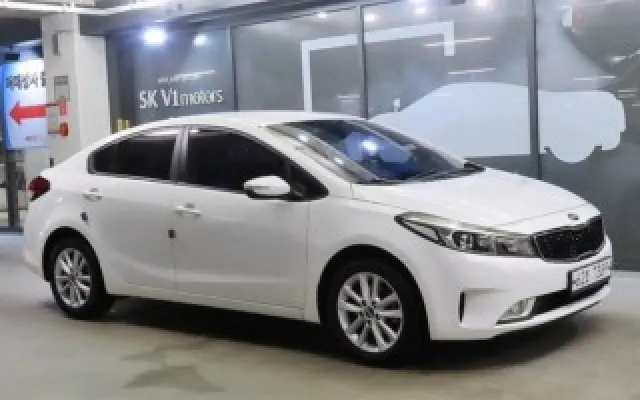 K3쿠페 중고차 더뉴 K3 1.6 GDI 디럭스 매물 사진 3 - 2017/04 85,030km