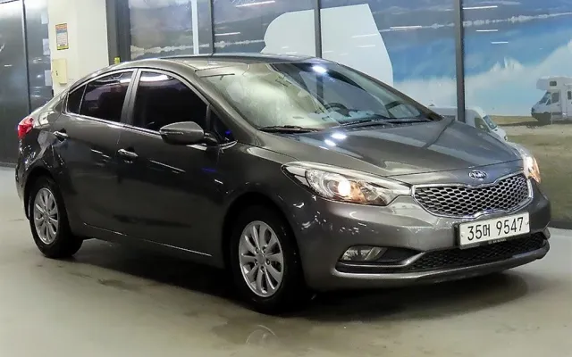 K3쿠페 중고차 K3 1.6 GDI 럭셔리 매물 사진 1 - 2013/03 74,246km